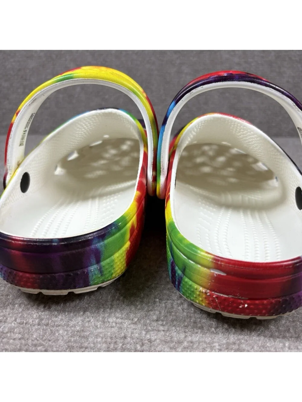 Crocs Classic Tie Dye Clogs Men's 6 Womens 8 Outdoor Gardening Comfort